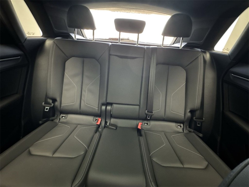New 2025 Audi Q3 2.0T Premium image 19
