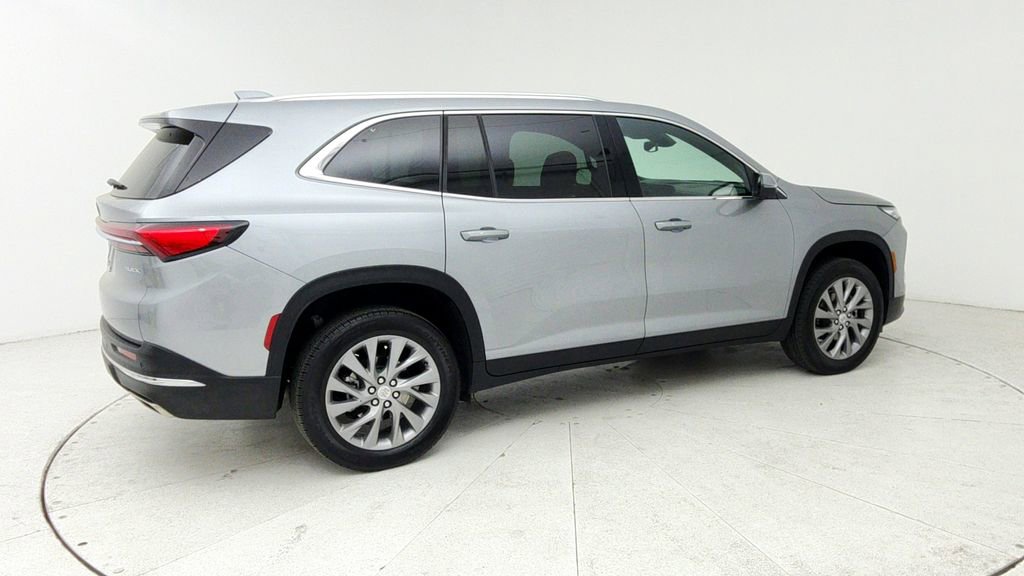 Certified 2025 Buick Enclave Preferred image 8