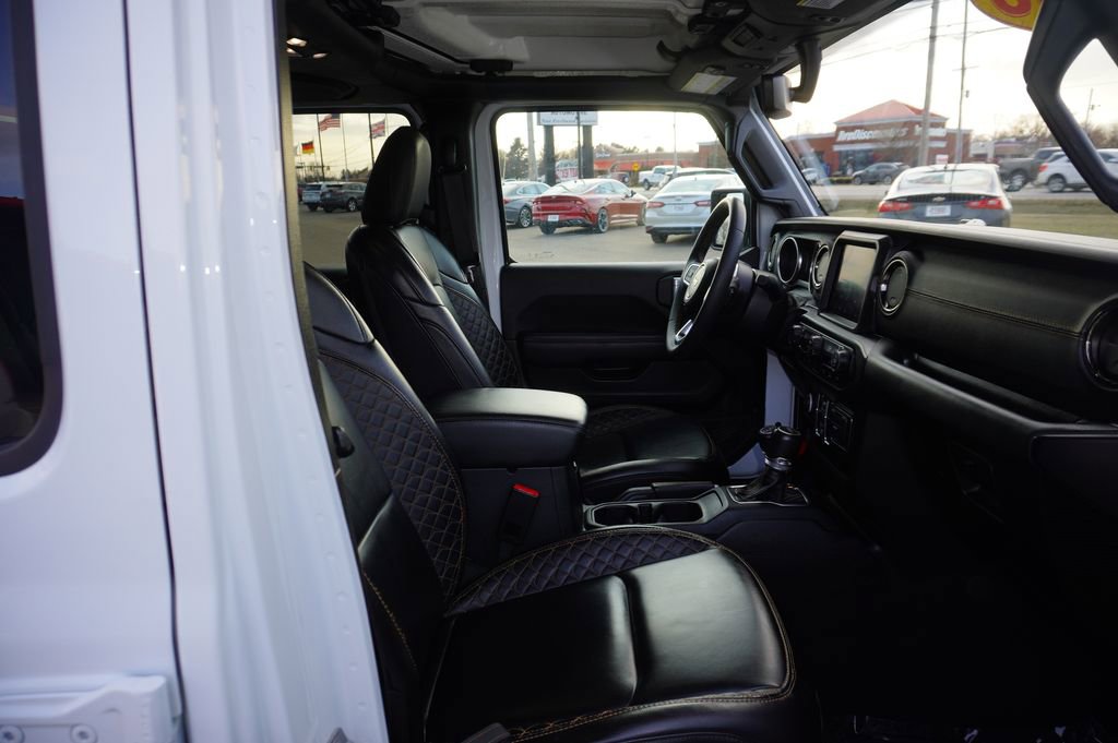Used 2023 Jeep Gladiator Overland image 29