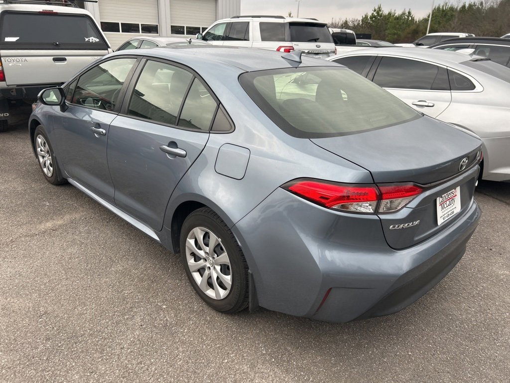 Used 2023 Toyota Corolla LE image 5