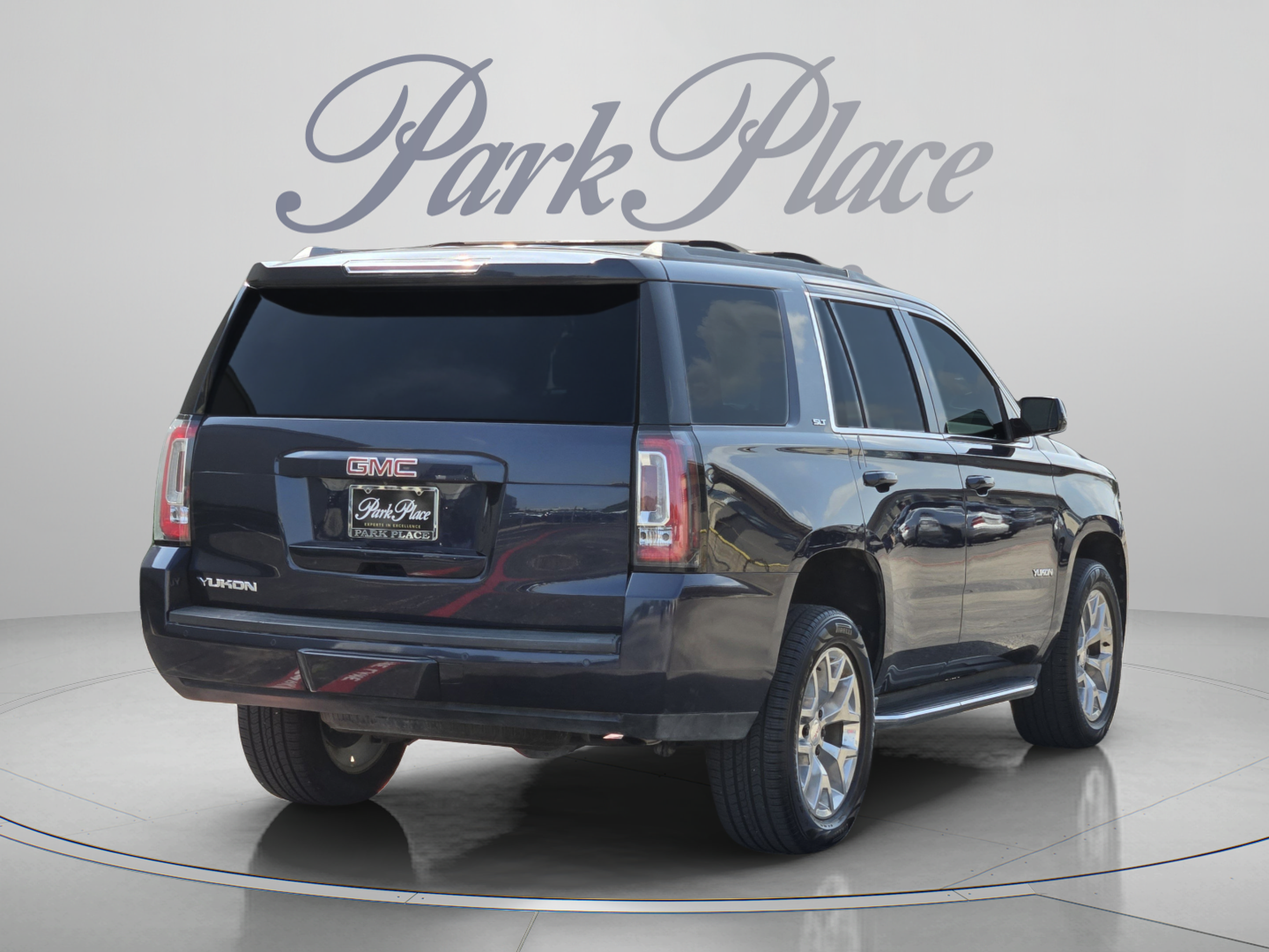 Used 2019 GMC Yukon SLT RWD image 6