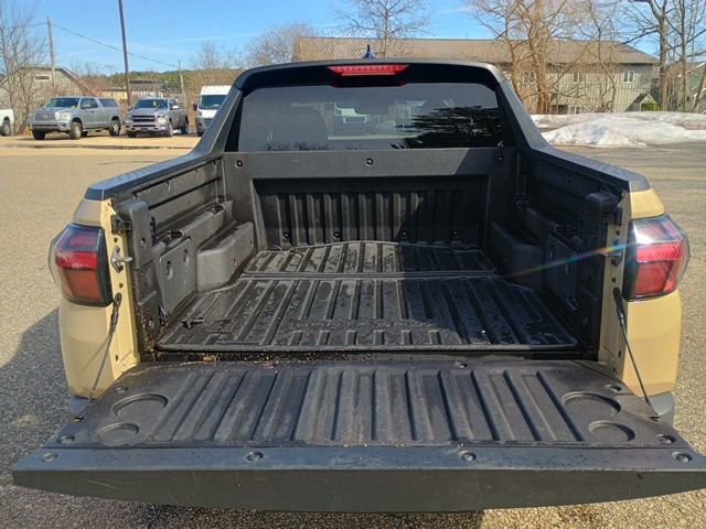 Used 2023 Hyundai Santa Cruz SE w/ Cargo Package image 18