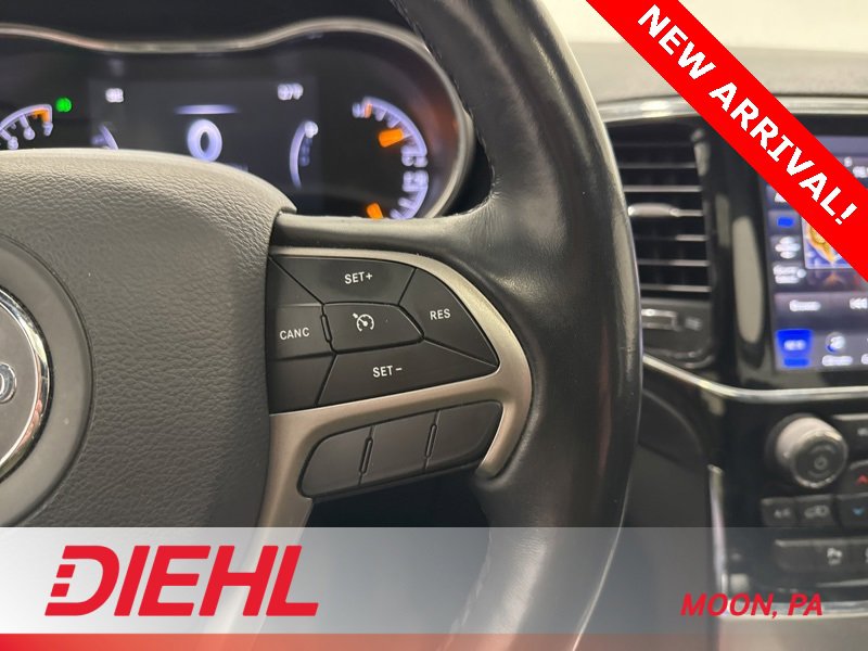 Used 2020 Jeep Grand Cherokee Altitude image 25