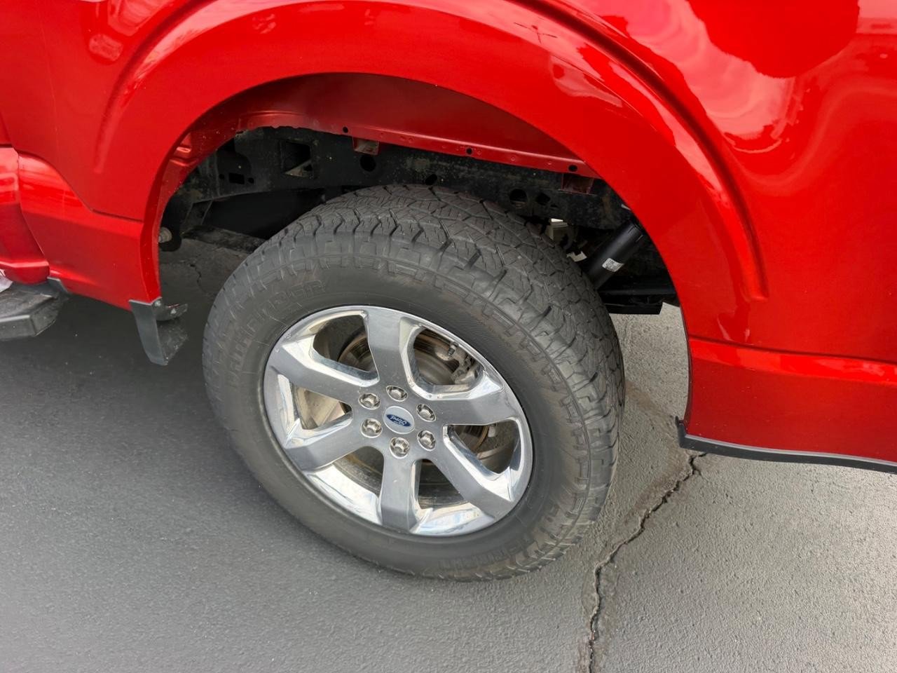 Used 2023 Ford F150 Lariat image 6