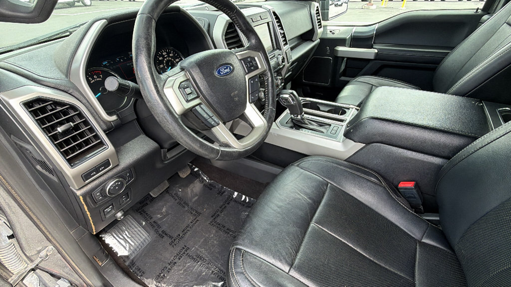 Used 2019 Ford F150 Lariat w/ Equipment Group 502A Luxury AWD/4WD image 10