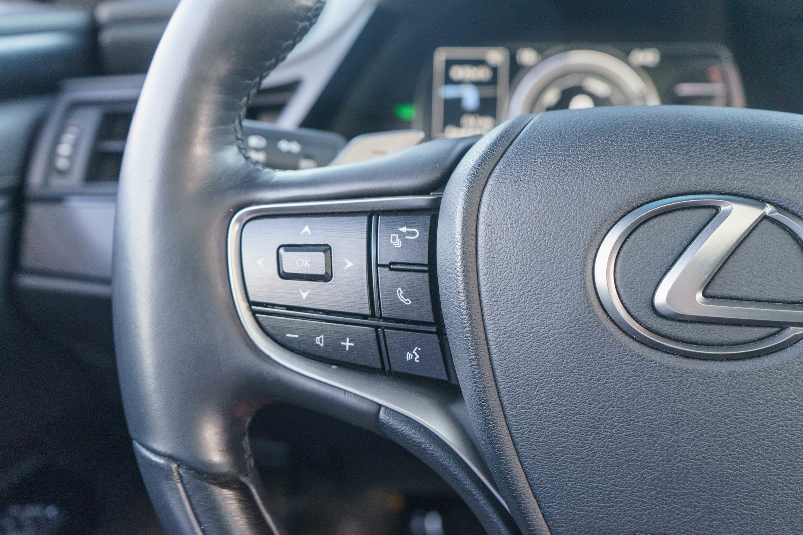 Used 2022 Lexus ES 300h FWD image 20
