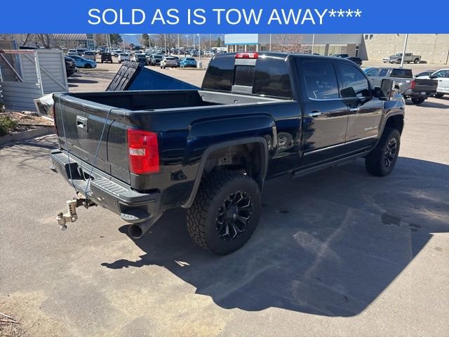 Used 2016 GMC Sierra 2500 Denali w/ Duramax Plus Package AWD/4WD image 4