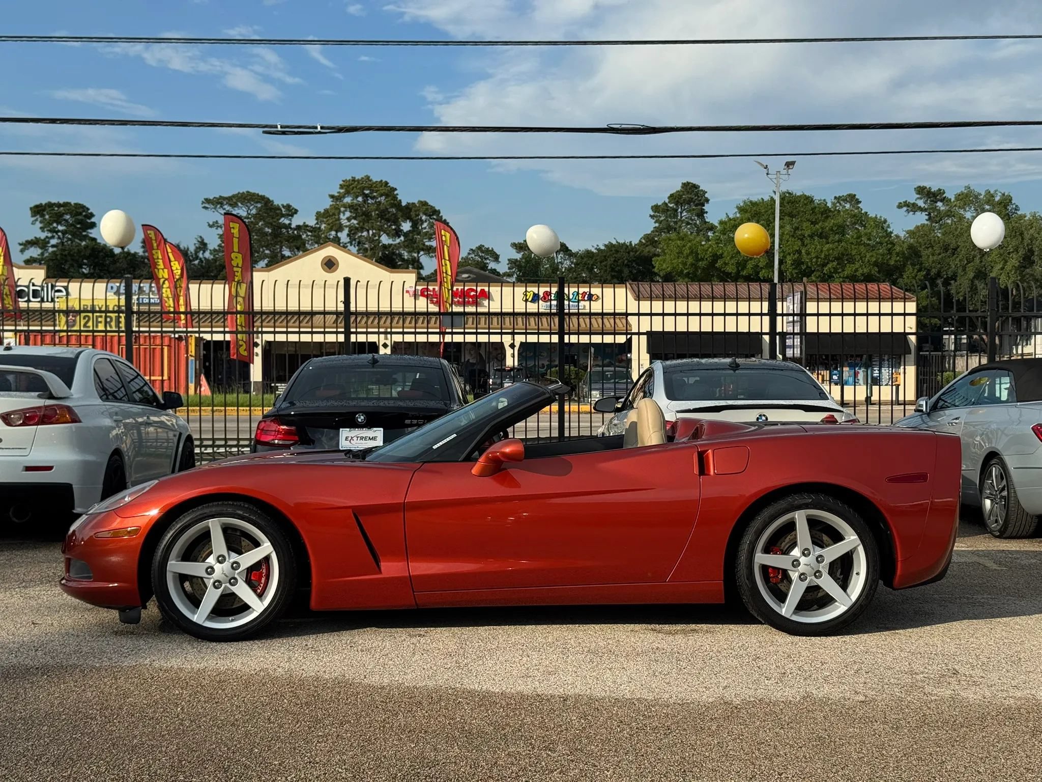Used 2005 Chevrolet Corvette Coupe w/ Preferred Equipment Group RWD image 10