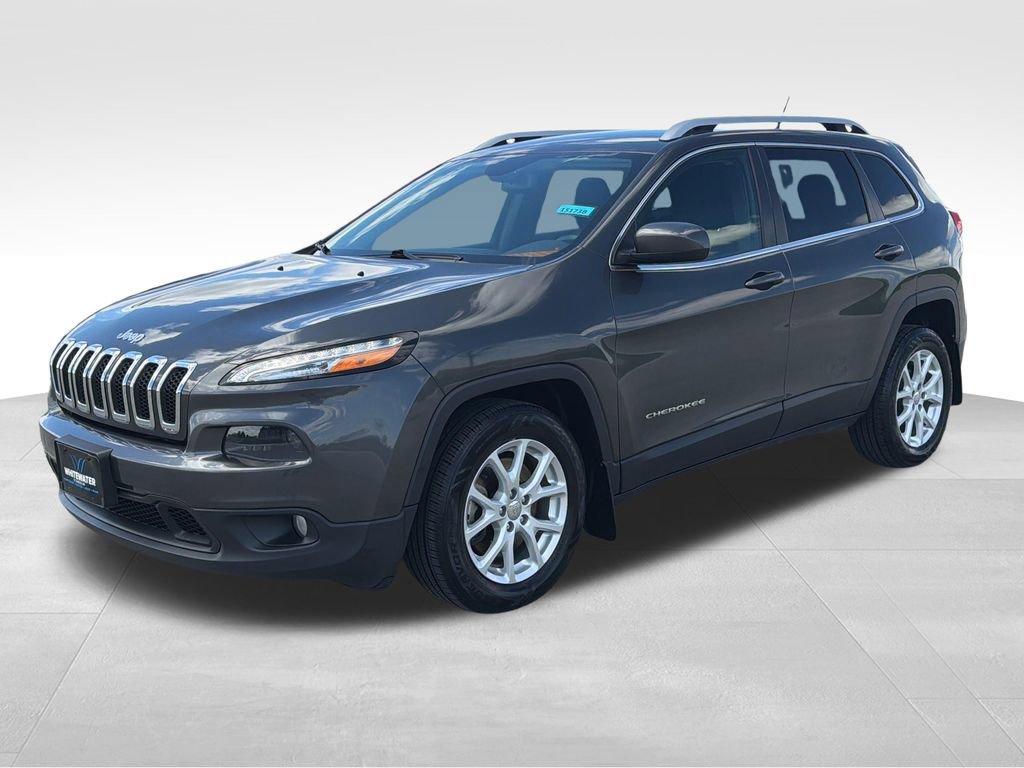 Used 2014 Jeep Cherokee Latitude w/ Cold Weather Group FWD image 2