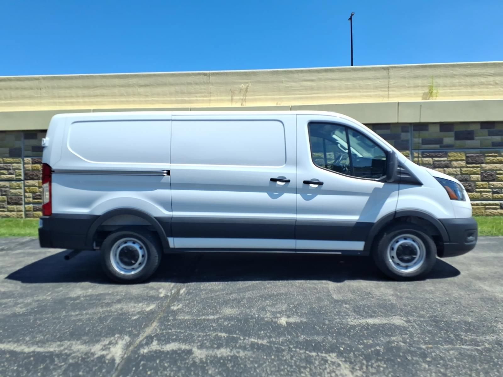 New 2026 Ford Transit 150 Low Roof w/ Load Area Protection Package RWD image 9