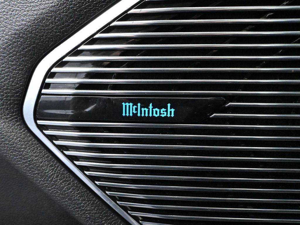 Used 2021 Jeep Grand Cherokee L Summit w/ Luxury Tech Group V image 22