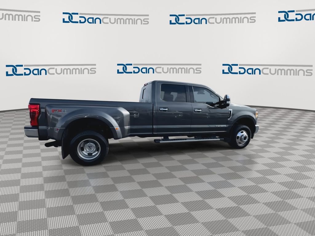 Used 2017 Ford F350 Lariat w/ Tow Technology Bundle image 15