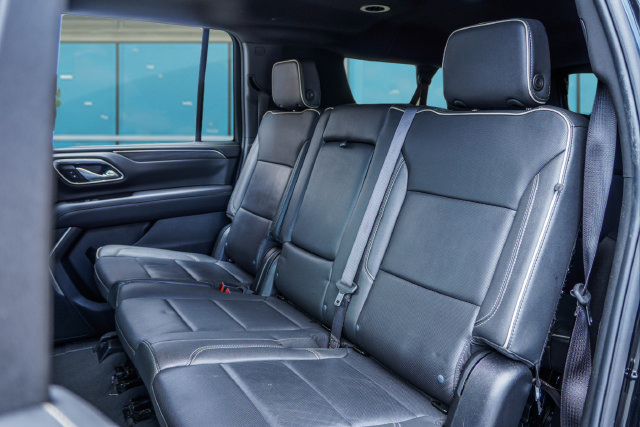 Used 2024 GMC Yukon XL SLT RWD image 16
