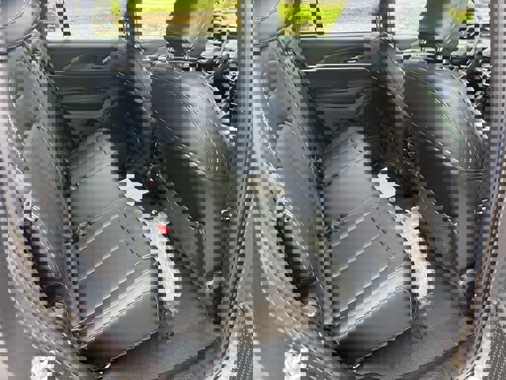 New 2025 Jeep Grand Cherokee Limited image 13