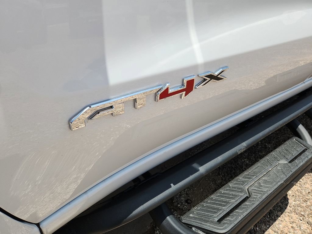 New 2025 GMC Sierra 1500 AT4X AWD/4WD image 11