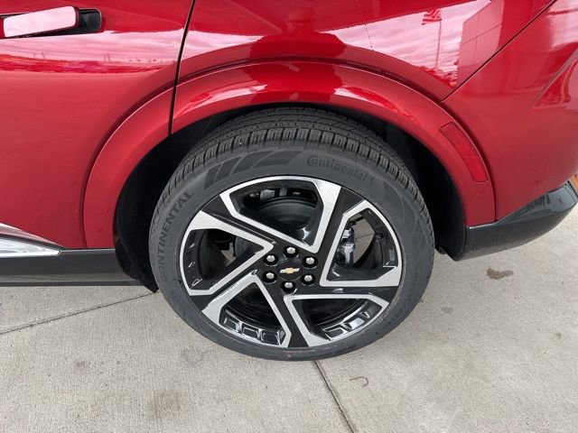 New 2026 Chevrolet Equinox EV LT w/ Convenience Package II AWD/4WD image 12