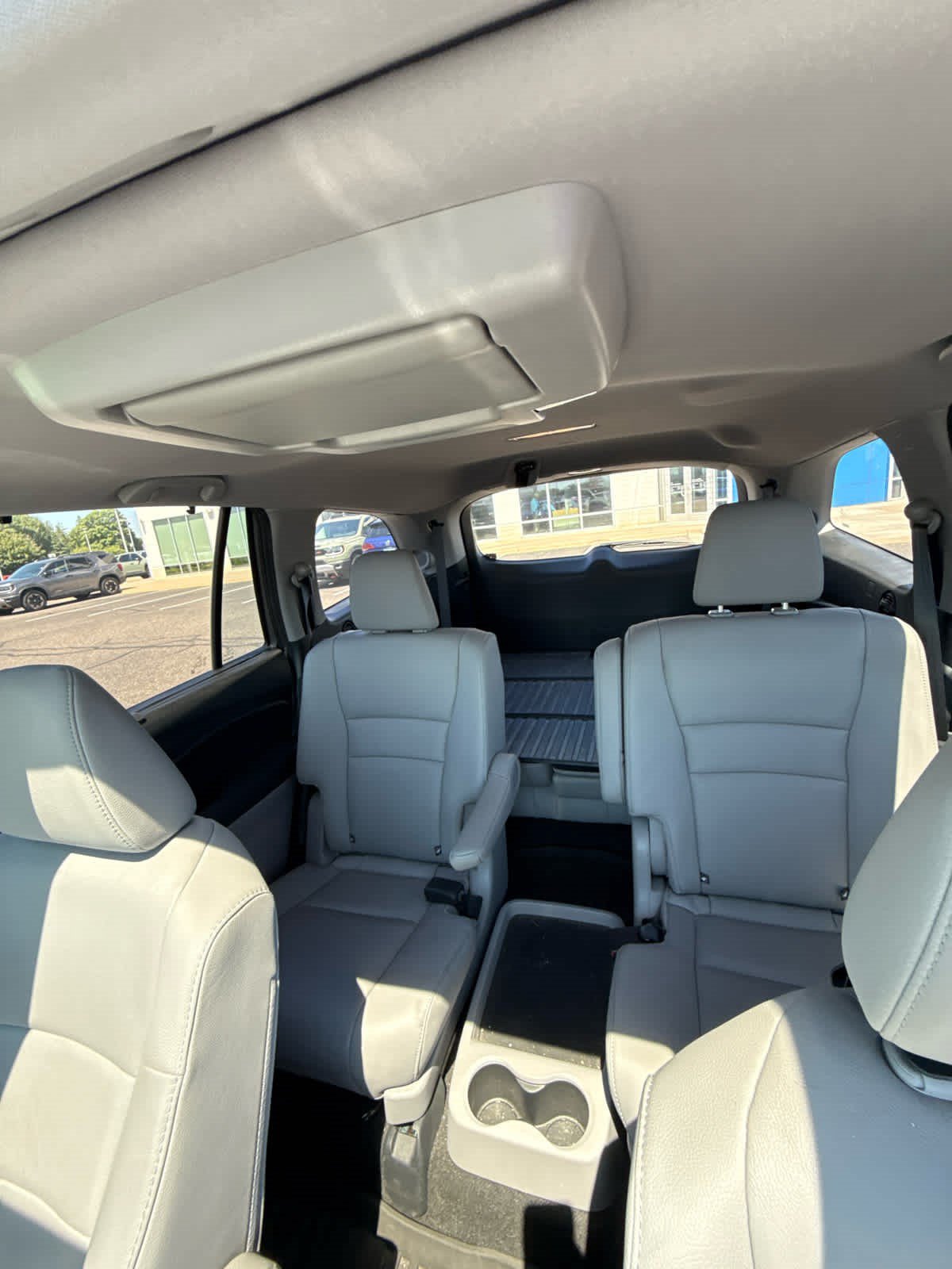 Used 2022 Honda Pilot Touring image 10