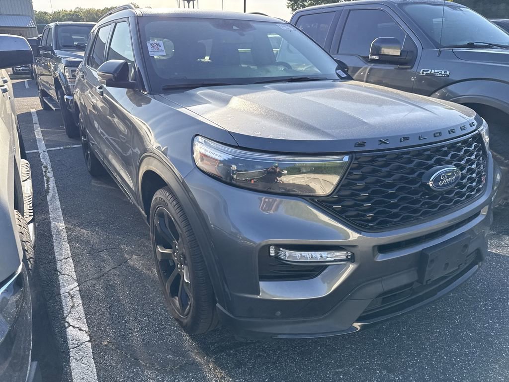 Used 2022 Ford Explorer ST w/ Equipment Group 401A AWD/4WD image 2