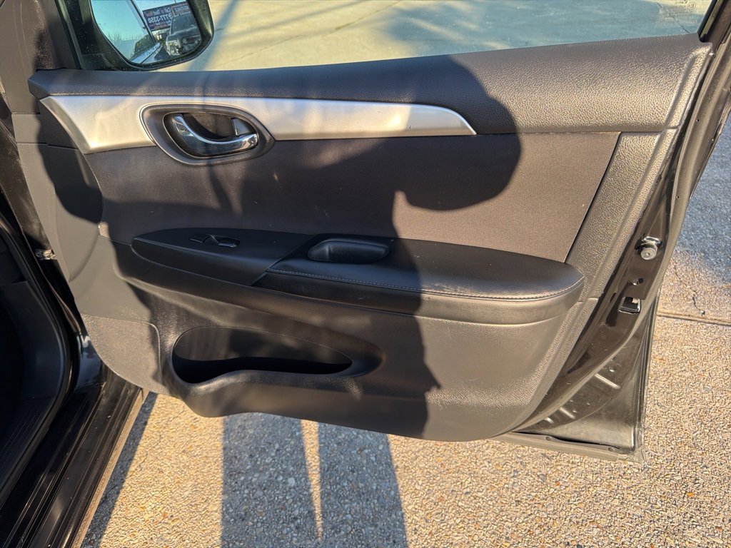 Used 2019 Nissan Sentra S image 16