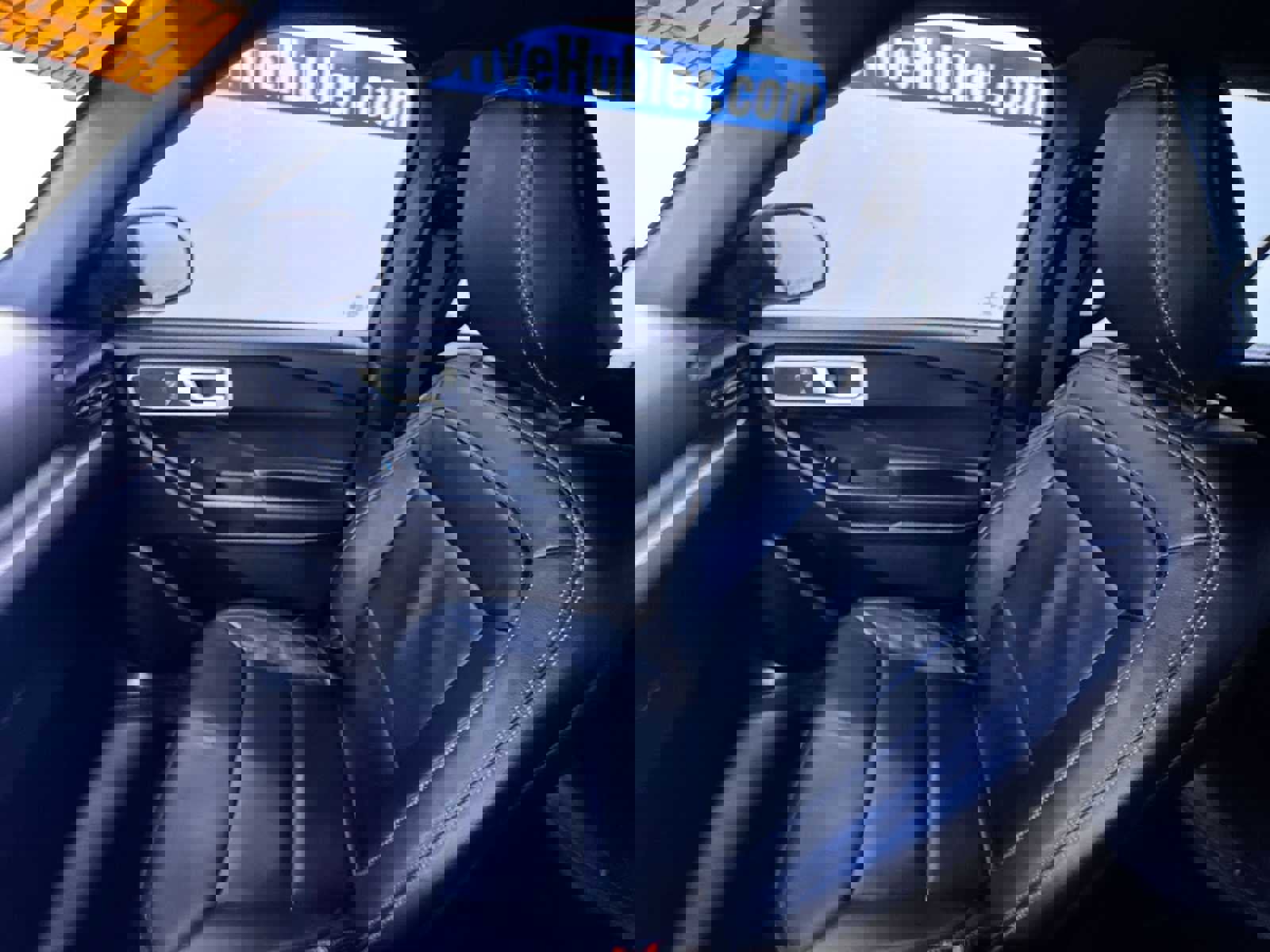 Used 2020 Ford Explorer XLT w/ Comfort Package image 34