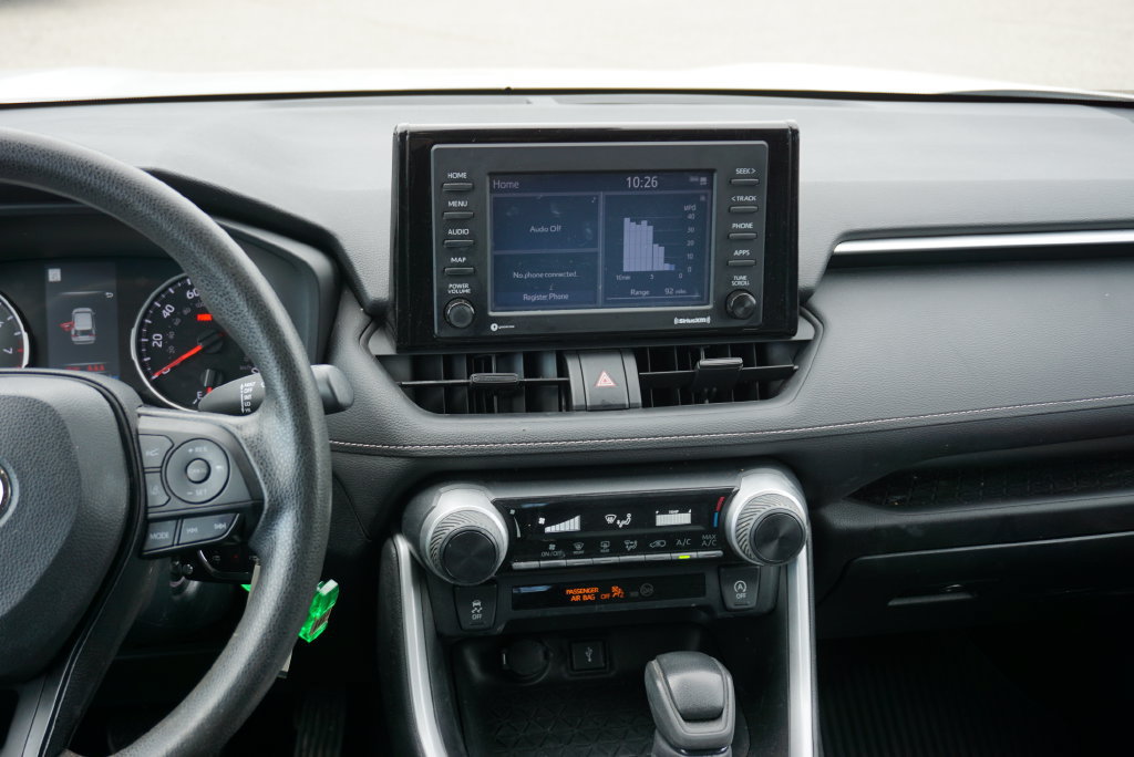 Used 2022 Toyota RAV4 LE AWD/4WD image 14