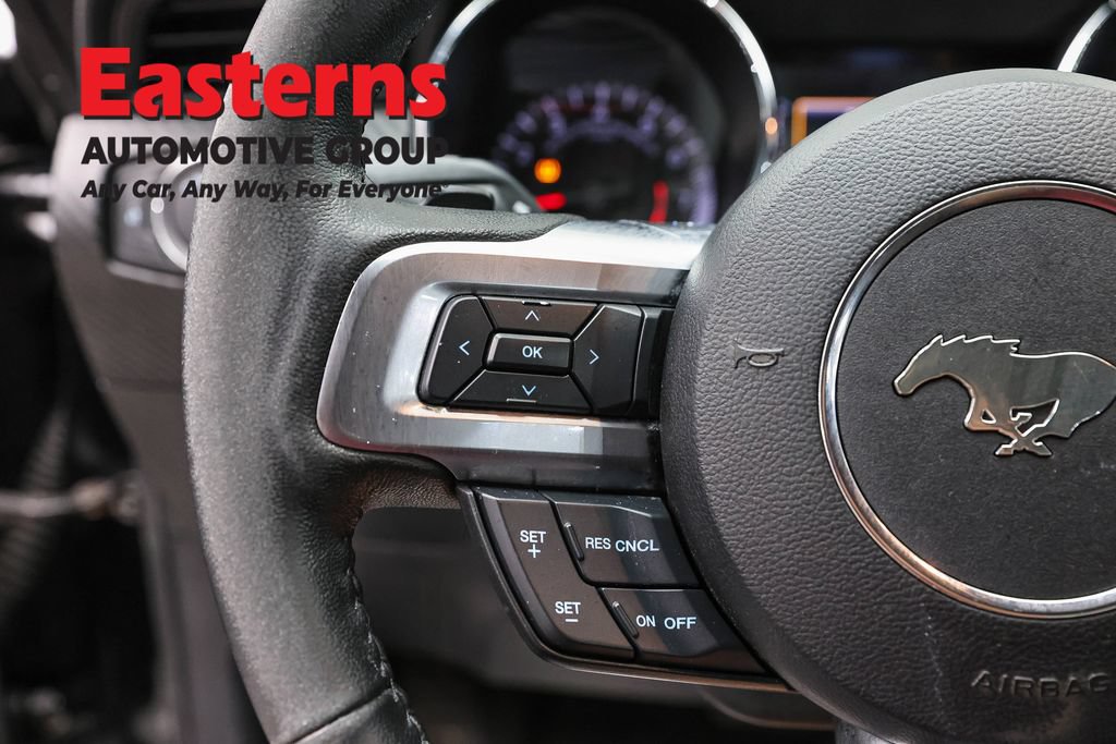 Used 2017 Ford Mustang Coupe RWD image 14