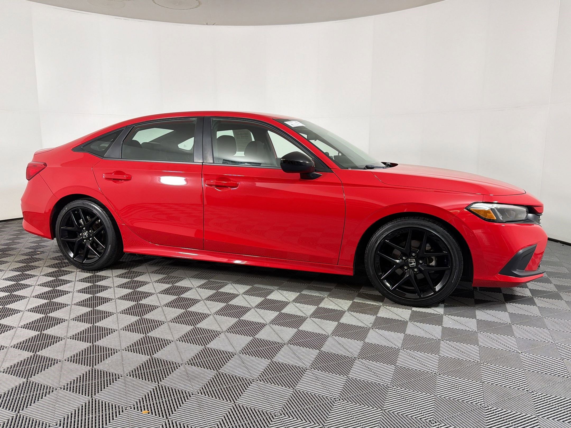 Used 2024 Honda Civic Sport image 6