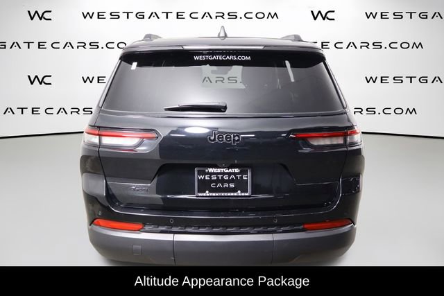 Used 2023 Jeep Grand Cherokee L Laredo AWD/4WD image 4