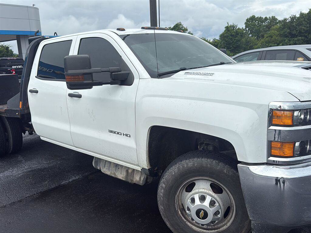 Used 2019 Chevrolet Silverado 3500 W/T w/ WT Convenience Package AWD/4WD image 2