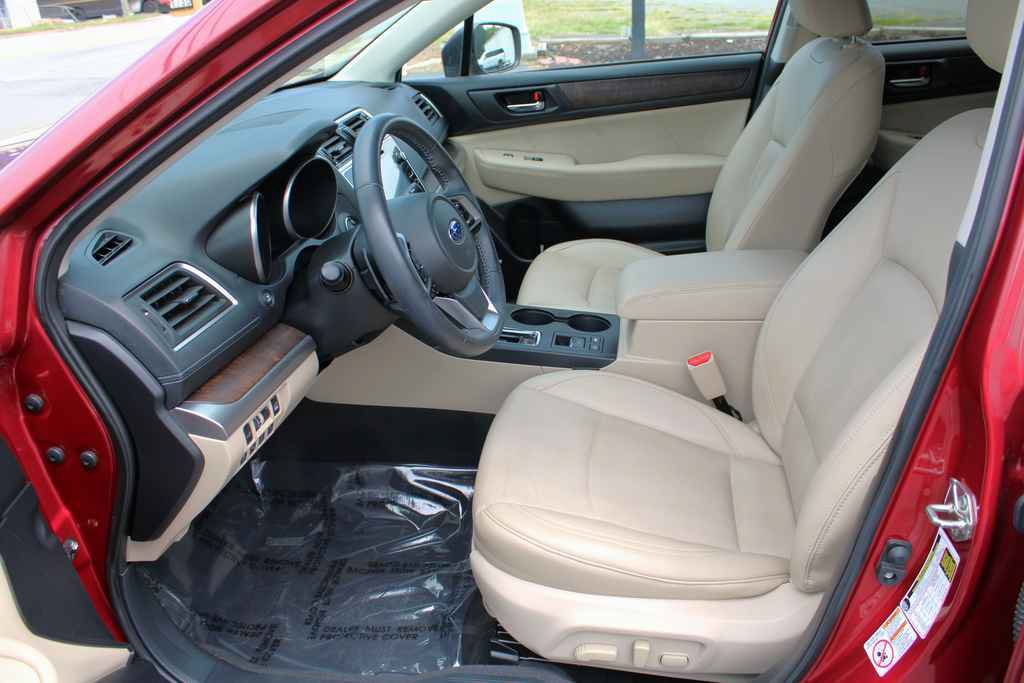 Used 2018 Subaru Outback 2.5i Limited AWD/4WD image 9