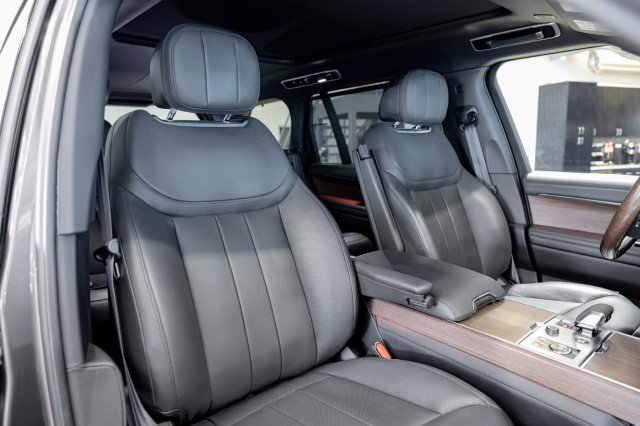 Used 2023 Land Rover Range Rover Long Wheelbase Autobiography image 48