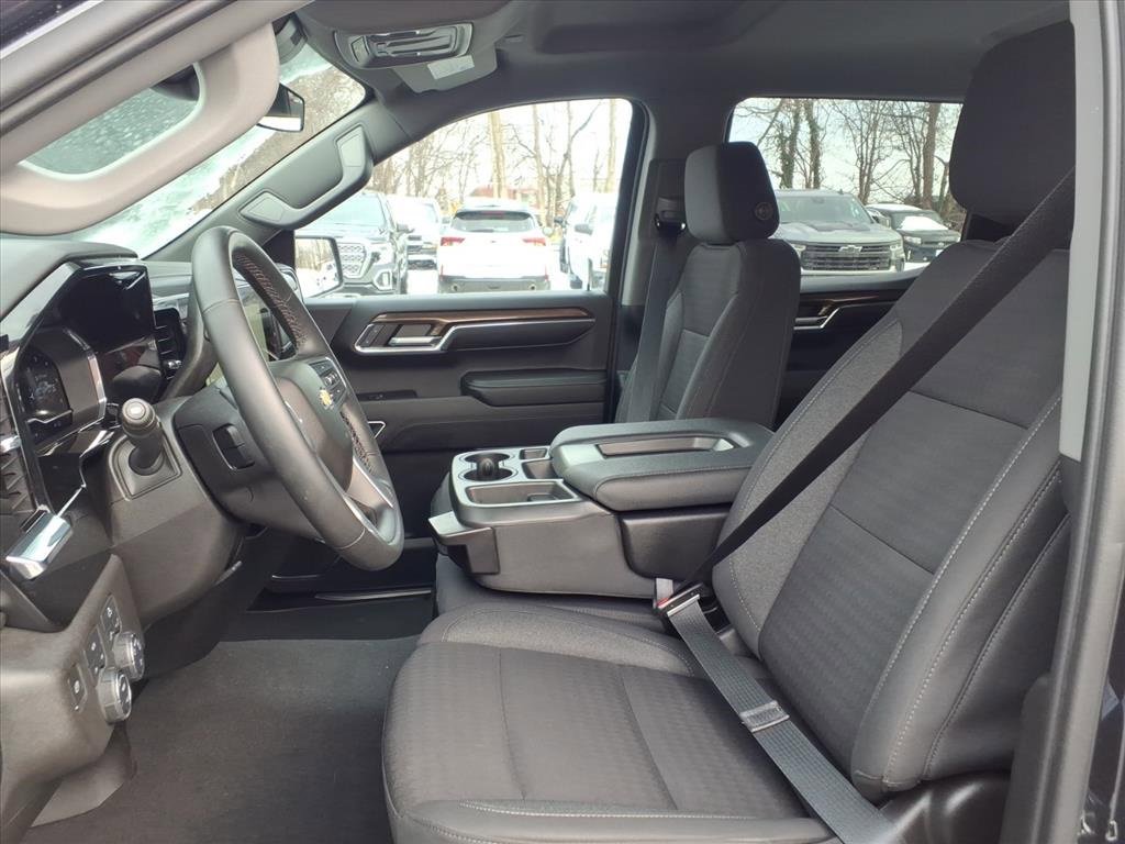 Used 2023 Chevrolet Silverado 1500 LT image 12