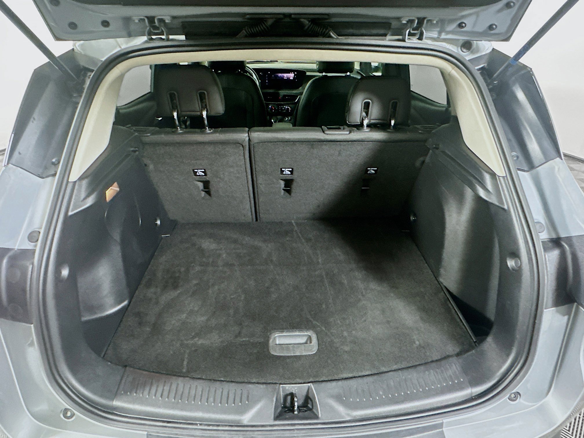 Used 2025 Buick Encore GX Preferred image 27