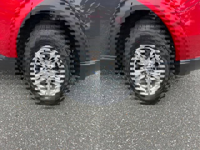 Certified 2022 Ford Explorer XLT w/ Equipment Group 202A image 28