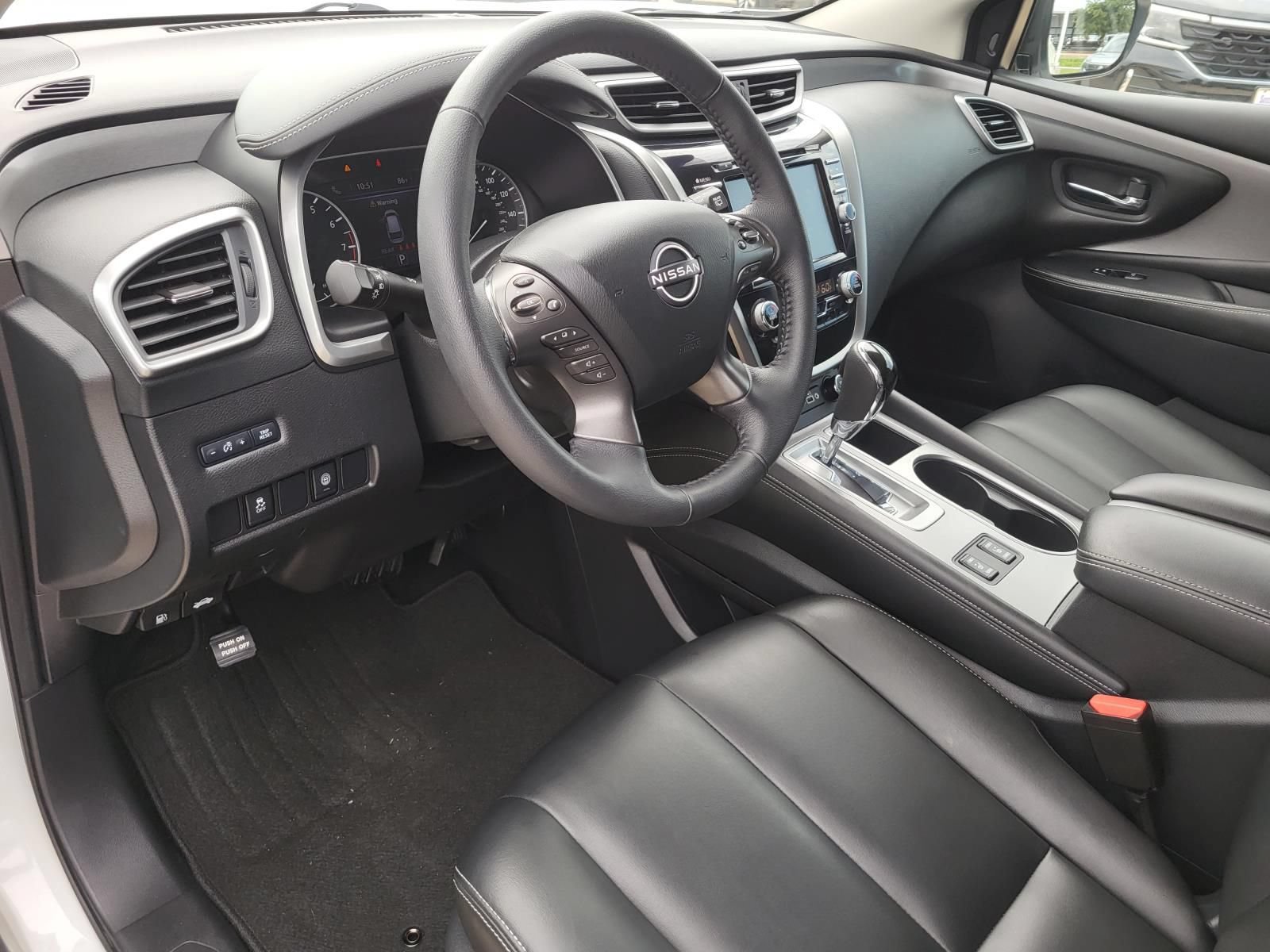 Used 2024 Nissan Murano SV FWD image 23