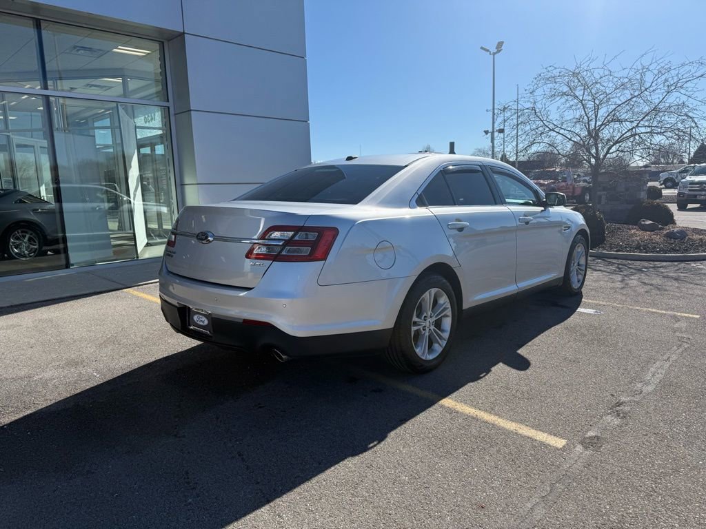 Used 2016 Ford Taurus SEL w/ Equipment Group 201A image 30