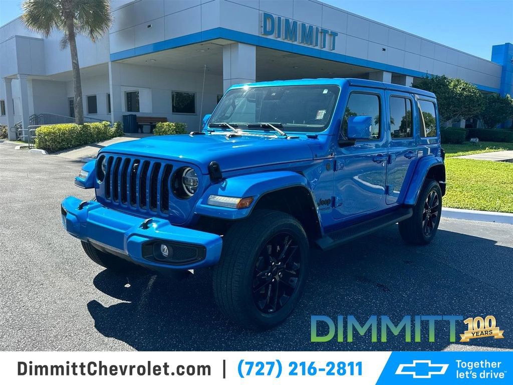 Used 2022 Jeep Wrangler Unlimited Sahara AWD/4WD video 1