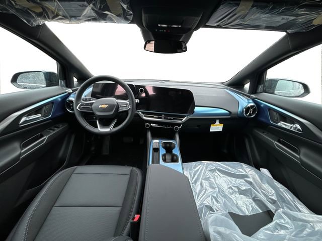 New 2026 Chevrolet Equinox EV LT AWD/4WD image 13