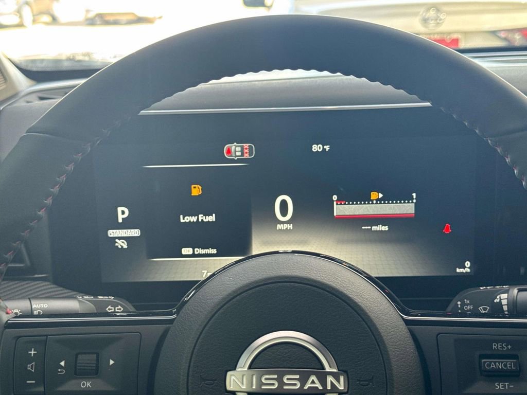 New 2026 Nissan Kicks SR w/ Illumination Package FWD image 14