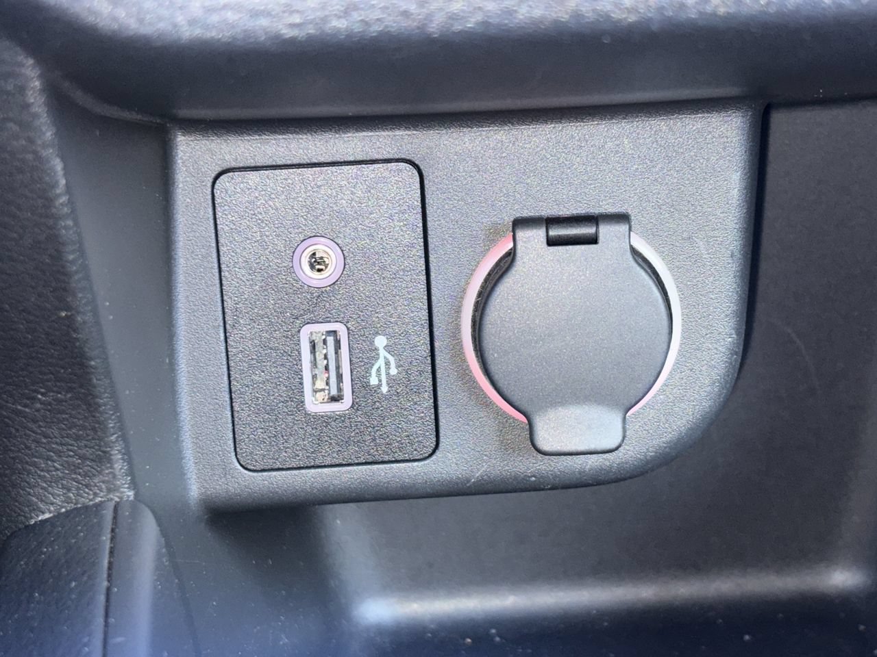 Certified 2024 Nissan Kicks S FWD image 14