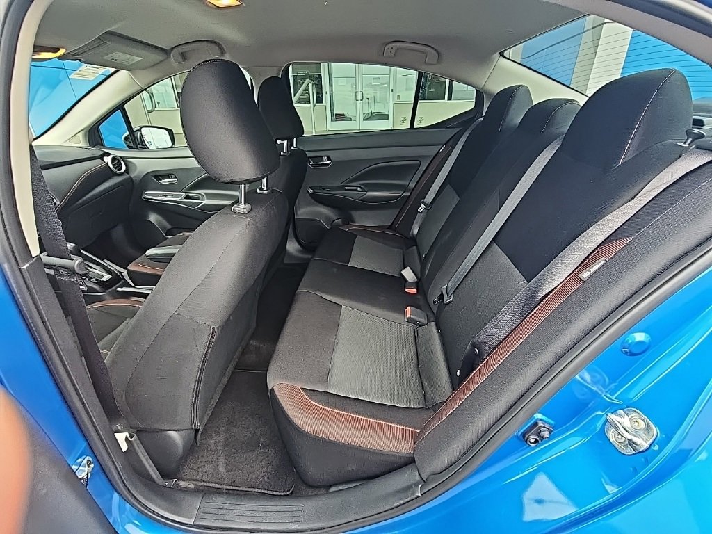 Used 2022 Nissan Versa SR image 10