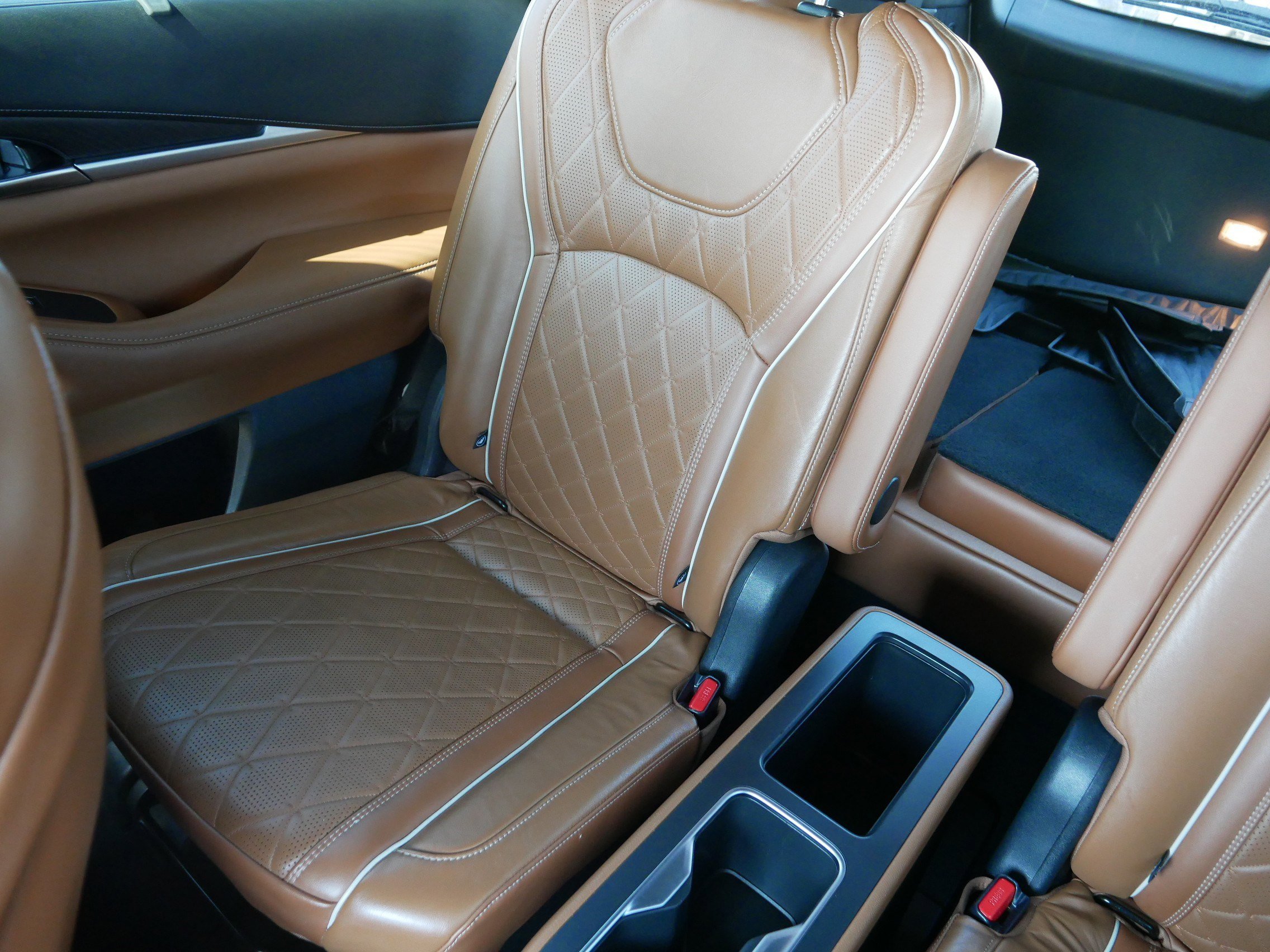 Certified 2023 INFINITI QX60 Autograph image 12