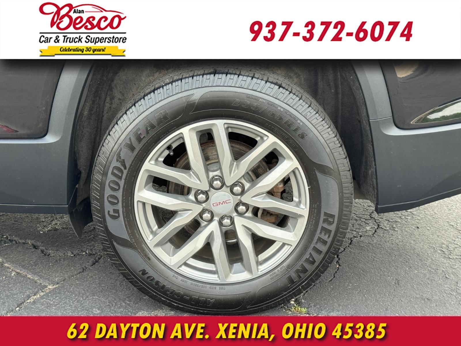 Used 2018 GMC Acadia SLE AWD/4WD image 6