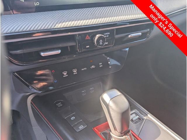 Certified 2025 Nissan Kicks SR image 23