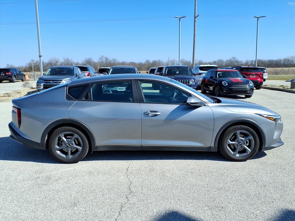 Used 2025 Kia K4 LXS video 2