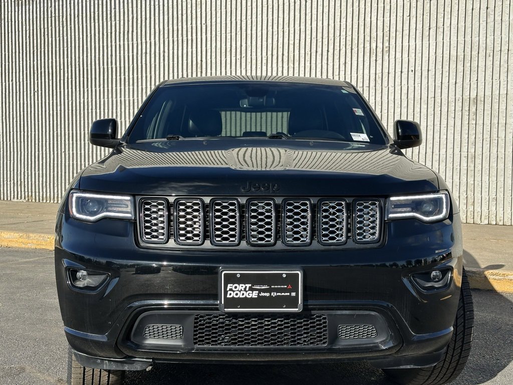 Used 2022 Jeep Grand Cherokee Laredo X image 7