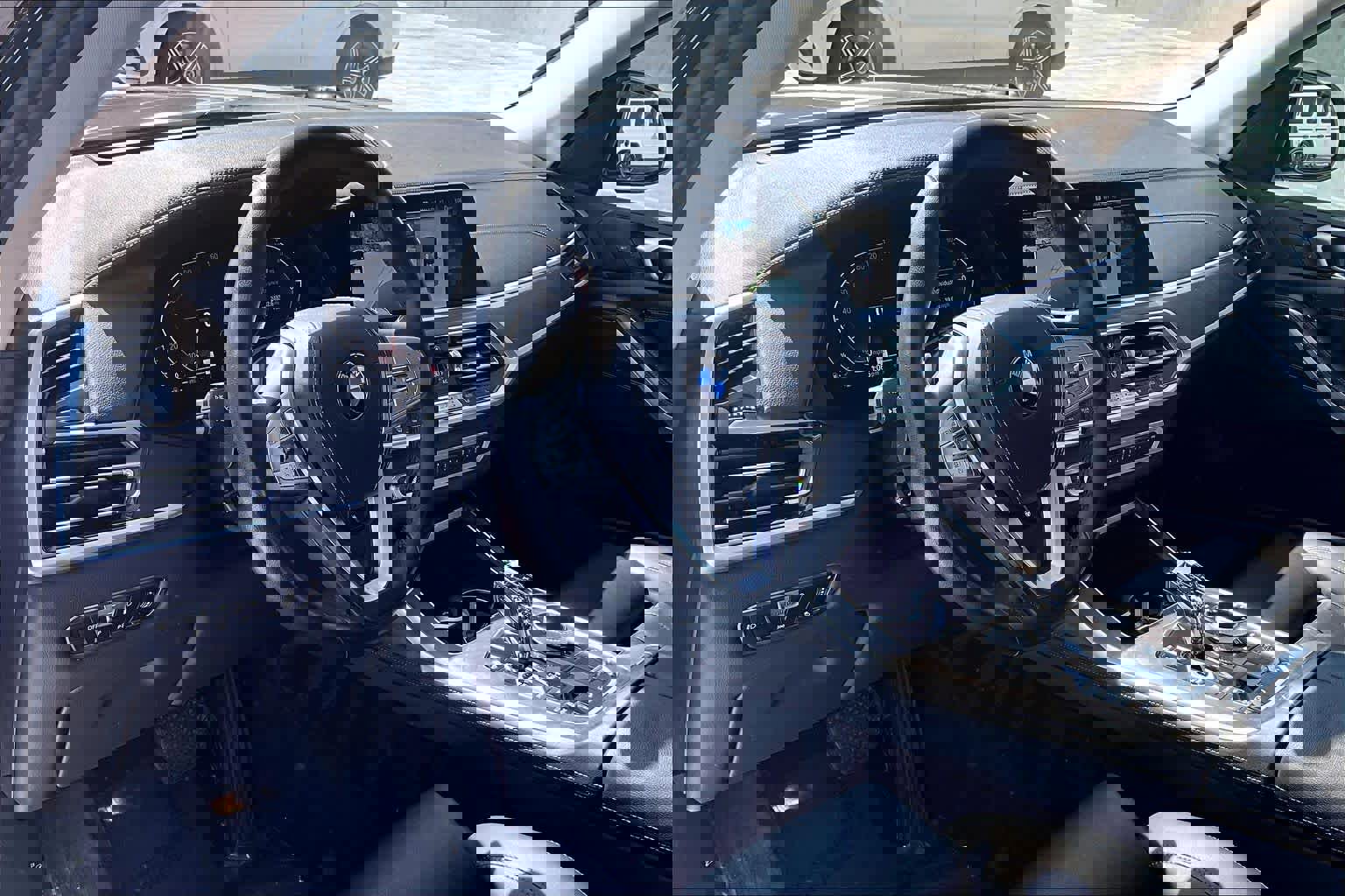 Used 2022 BMW X7 xDrive40i w/ Premium Package AWD/4WD image 18