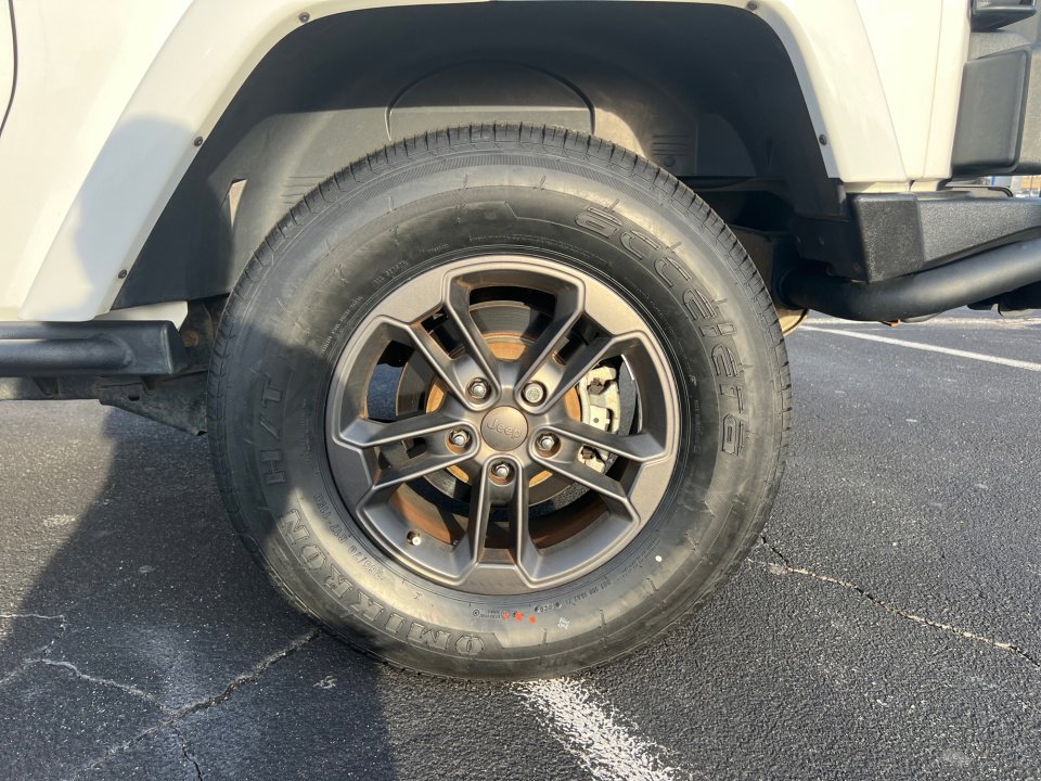 Used 2018 Jeep Wrangler Sport image 26