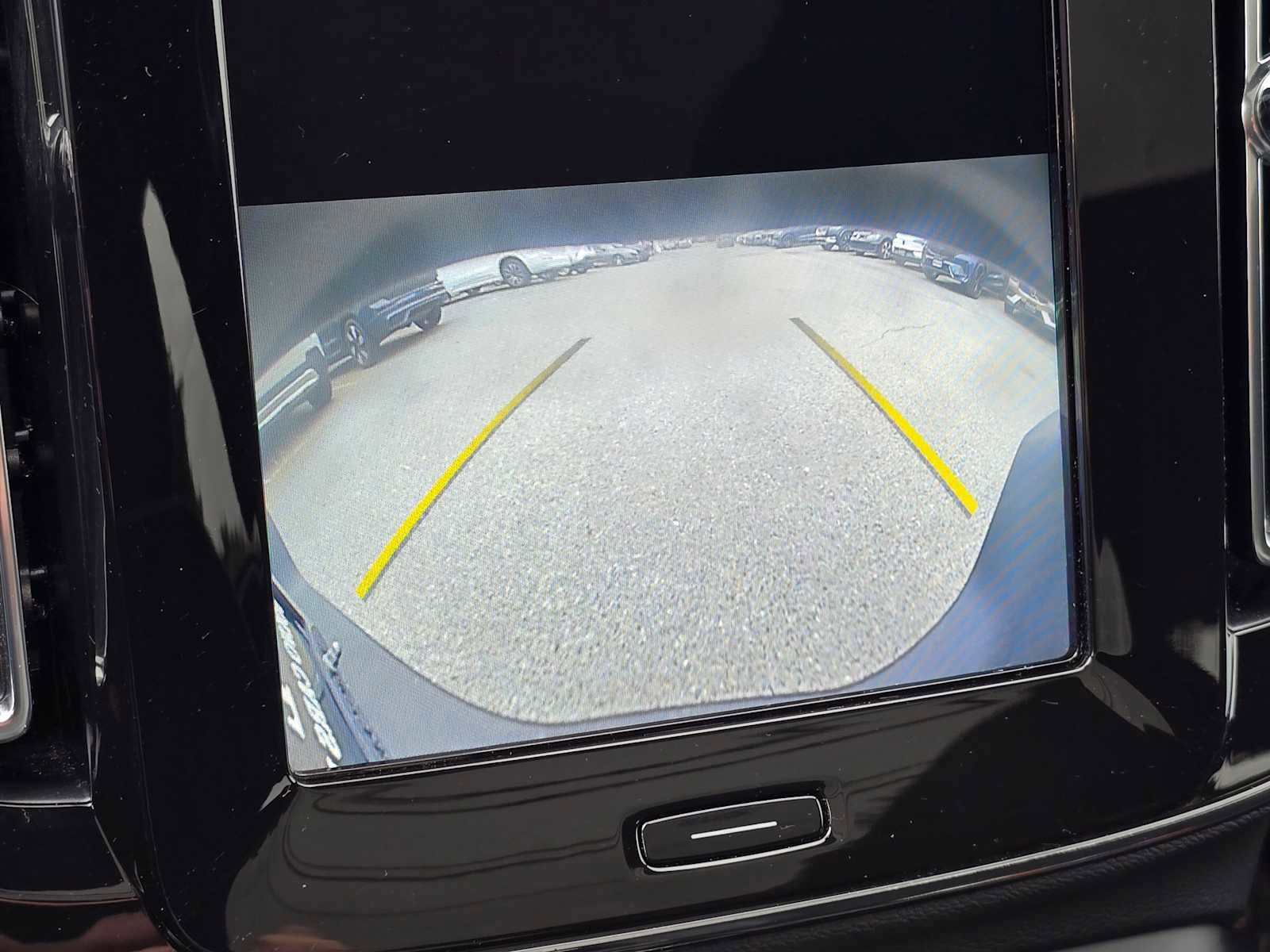 Certified 2023 Volvo C40 P8 Recharge Plus image 30