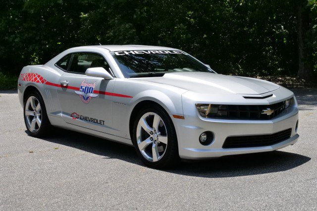 Used 2010 Chevrolet Camaro SS RWD image 4